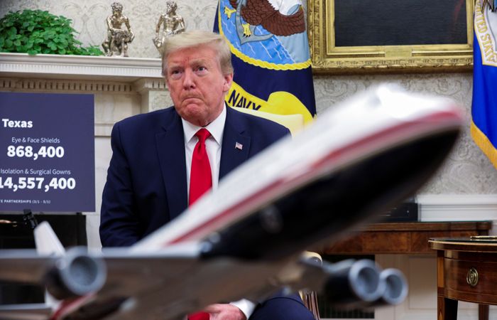 Трамп подтвердил готовность отправить в Россию аппараты ИВЛ Трамп подтвердил готовность отправить в Россию аппараты ИВЛ