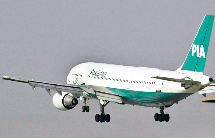 В Пакистане разбился пассажирский самолет Airbus 320 В Пакистане разбился пассажирский самолет Airbus 320