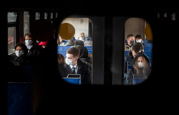 В электричках собрались временно запретить торговлю и выступления музыкантов В электричках собрались временно запретить торговлю и выступления музыкантов