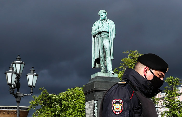 Собянин рассказал о новом этапе смягчения ограничений в Москве Собянин рассказал о новом этапе смягчения ограничений в Москве