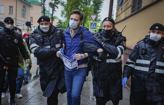 Москалькова заявила, что пикет не может расцениваться как митинг Москалькова заявила, что пикет не может расцениваться как митинг