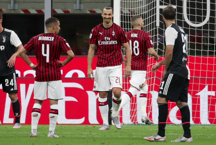 "Милан" вырвал победу над "Ювентусом" в чемпионате Италии по футболу