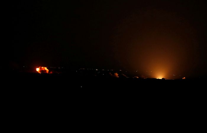 Израиль сообщил об авиаударе по Сирии Израиль сообщил об авиаударе по Сирии