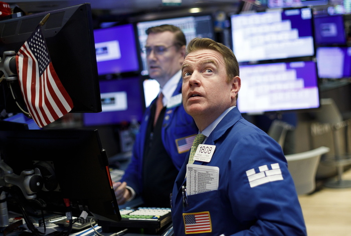 Фондовый рынок США в понедельник вырос, Nasdaq обновил рекорд Фондовый рынок США в понедельник вырос, Nasdaq обновил рекорд