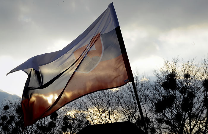 Три российских дипломата, заподозренных в шпионаже, покинули Словакию Три российских дипломата, заподозренных в шпионаже, покинули Словакию