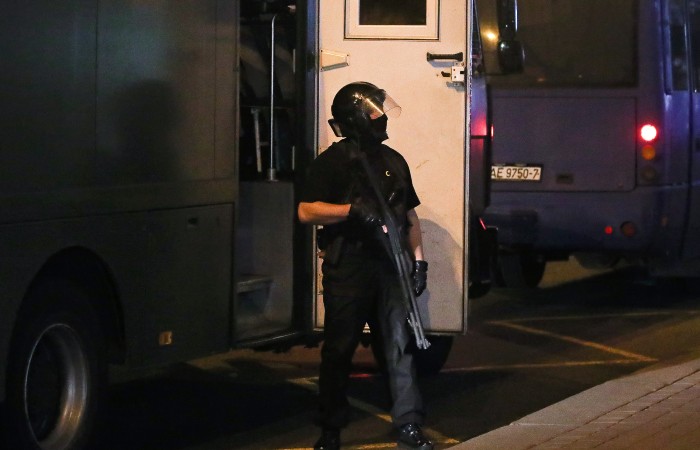 Очевидцы сообщили о стрельбе в центре Минска Очевидцы сообщили о стрельбе в центре Минска