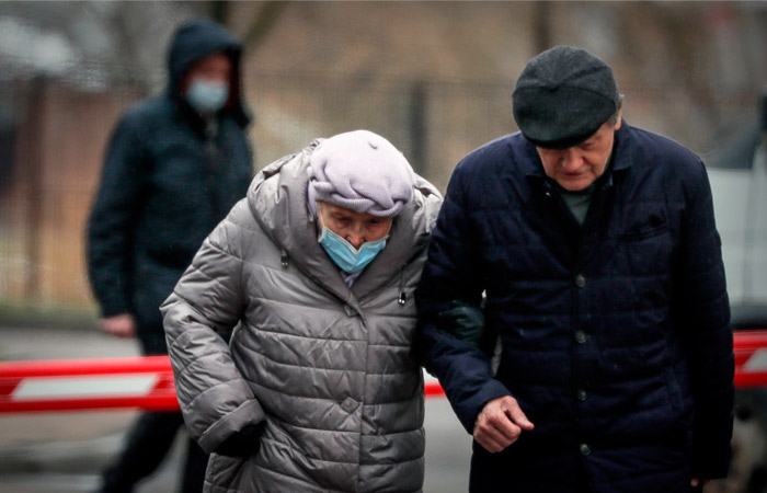 Москвичей старше 65 лет попросили оставаться дома из-за COVID-19 Москвичей старше 65 лет попросили оставаться дома из-за COVID-19