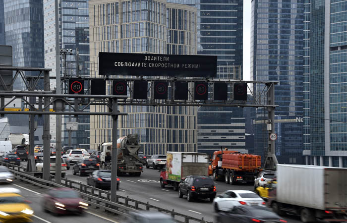В мэрии Москвы заверили, что пока мобильные камеры не будут штрафовать за нарушение карантина В мэрии Москвы заверили, что пока мобильные камеры не будут штрафовать за нарушение карантина