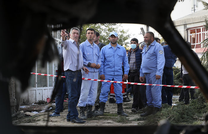 Баку заявил о 20 погибших в результате обстрела Арменией города Барда Баку заявил о 20 погибших в результате обстрела Арменией города Барда