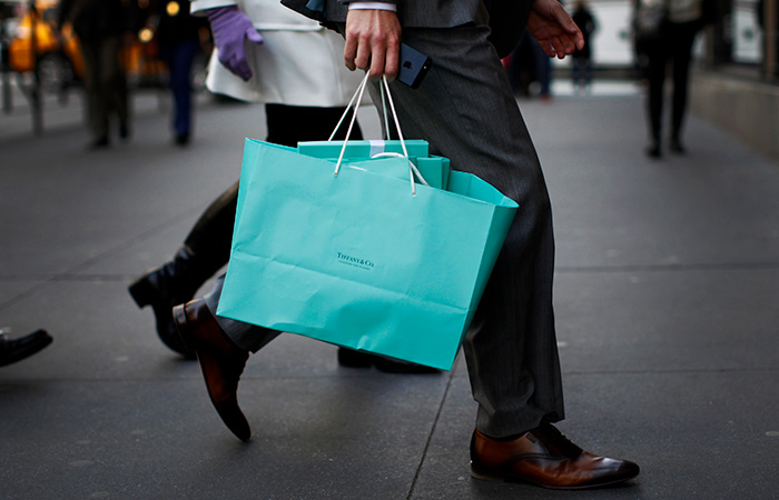 Tiffany согласилась на более низкое предложение LVMH о покупке Tiffany согласилась на более низкое предложение LVMH о покупке