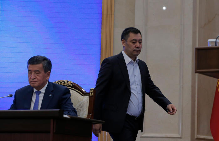 ЦИК Киргизии принял более 60 заявлений на участие в выборах президента ЦИК Киргизии принял более 60 заявлений на участие в выборах президента