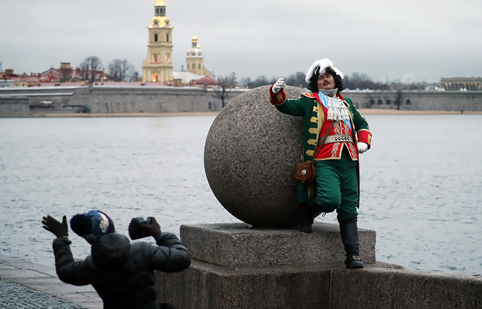 Минувшая осень в Петербурге стала рекордно теплой Минувшая осень в Петербурге стала рекордно теплой