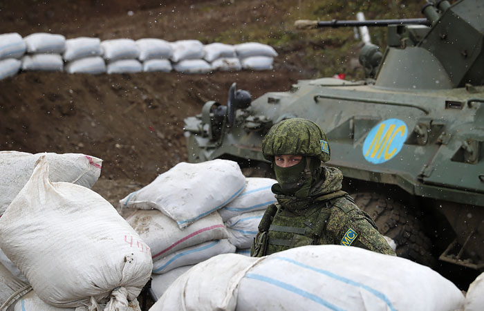 Минобороны РФ опровергло слова Пашиняна об окружении миротворцев в Карабахе Минобороны РФ опровергло слова Пашиняна об окружении миротворцев в Карабахе