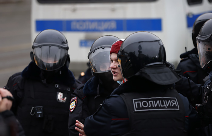 Спецприемники Москвы переполнены участниками акции 23 января Спецприемники Москвы переполнены участниками акции 23 января