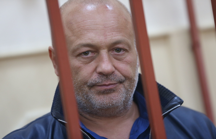 Суд Петербурга арестовал экс-сенатора Сабадаша за хищение 100 млн руб. Суд Петербурга арестовал экс-сенатора Сабадаша за хищение 100 млн руб.