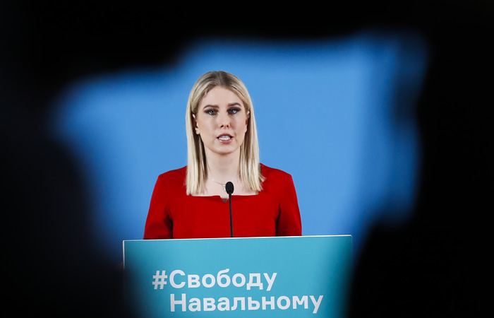 Соболь обвинили в подстрекательстве к нарушению санэпидправил Соболь обвинили в подстрекательстве к нарушению санэпидправил