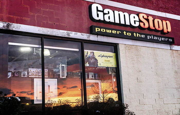 Robinhood отменила ограничения торговли акциями GameStop и AMC Robinhood отменила ограничения торговли акциями GameStop и AMC