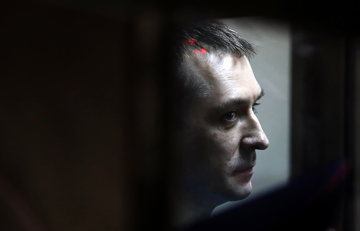 Осужденный экс-полковник МВД Захарченко попал в больницу Осужденный экс-полковник МВД Захарченко попал в больницу
