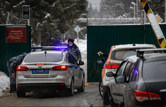 В полиции опровергли хищение помощи для арестованных оппозиционеров В полиции опровергли хищение помощи для арестованных оппозиционеров