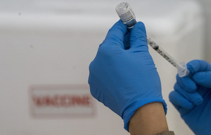 Резкое похолодание в США замедлило вакцинацию во многих штатах Резкое похолодание в США замедлило вакцинацию во многих штатах