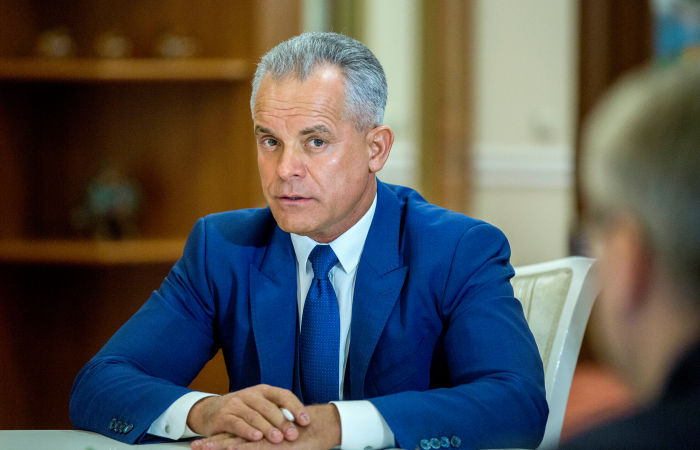 Молдавия отозвала высшую награду у Владимира Плахотнюка Молдавия отозвала высшую награду у Владимира Плахотнюка