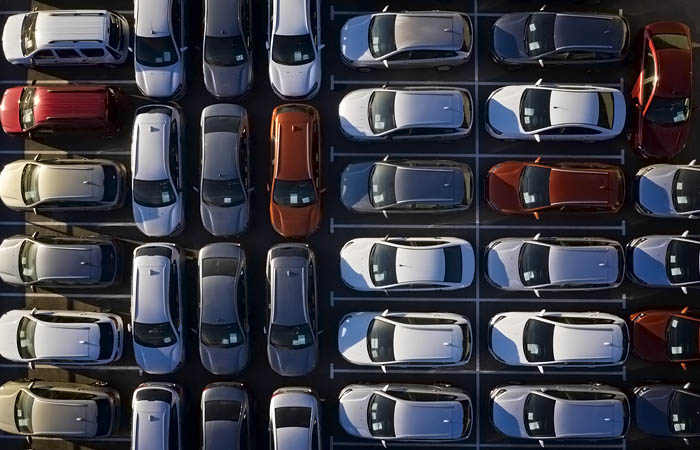 "АвтоВАЗ" получил годовой убыток в 196 млн евро "АвтоВАЗ" получил годовой убыток в 196 млн евро