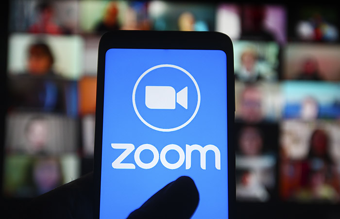 Zoom увеличила квартальную чистую прибыль в 17 раз Zoom увеличила квартальную чистую прибыль в 17 раз