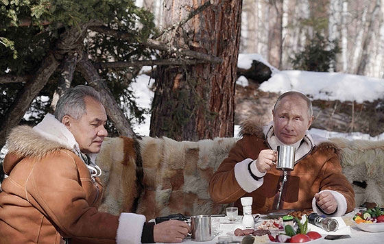 Путин и Шойгу на отдыхе в тайге