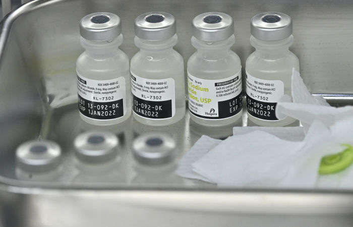 Pfizer и Moderna оказались на 90% эффективными Pfizer и Moderna оказались на 90% эффективными