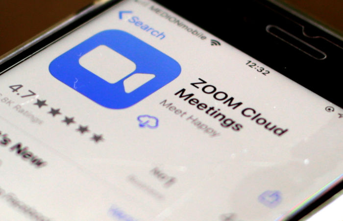 Zoom ограничил использование сервиса для российских компаний с госучастием Zoom ограничил использование сервиса для российских компаний с госучастием