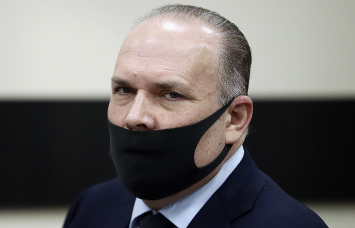 Экс-губернатору Меню смягчили меру пресечения на подписку о невыезде Экс-губернатору Меню смягчили меру пресечения на подписку о невыезде
