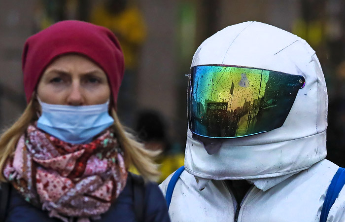 В России за сутки выявили почти 9 тысяч новых случаев COVID-19 В России за сутки выявили почти 9 тысяч новых случаев COVID-19