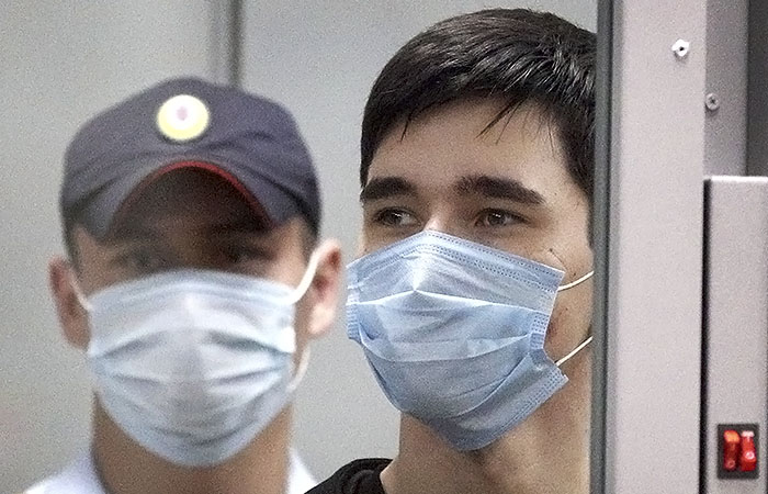 Напавший на школу в Казани арестован Напавший на школу в Казани арестован