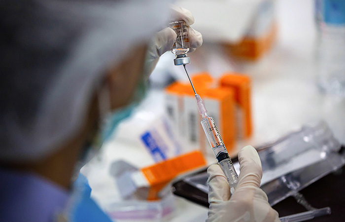 Роспотребнадзор заявил, что переболевшим COVID нужно вакцинироваться Роспотребнадзор заявил, что переболевшим COVID нужно вакцинироваться