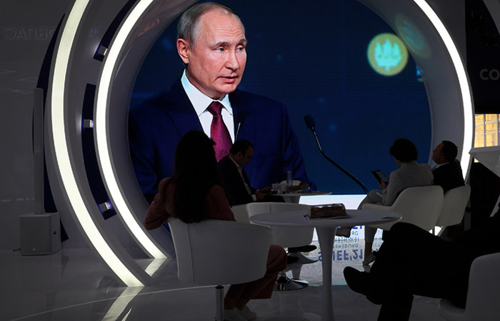Путин назвал две "наиболее актуальные" проблемы российской экономики Путин назвал две "наиболее актуальные" проблемы российской экономики