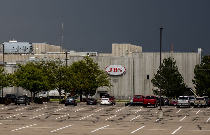  JBS     