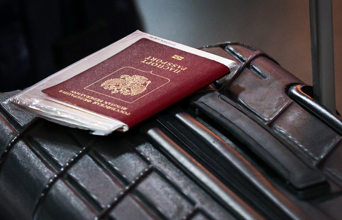 Власти РФ подтвердили, что граждане выезжают за границу в пандемию на свой риск Власти РФ подтвердили, что граждане выезжают за границу в пандемию на свой риск