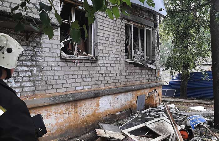 Всех пострадавших достали из-под завалов трехэтажки в Нижнем Новгороде Всех пострадавших достали из-под завалов трехэтажки в Нижнем Новгороде