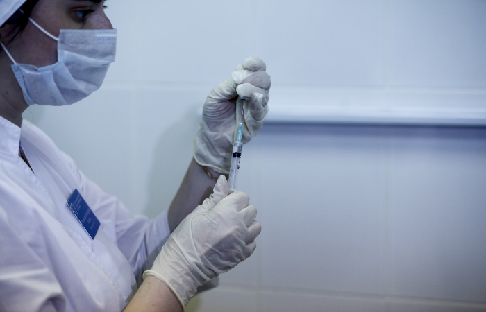 В Омской области ввели обязательную вакцинацию отдельных категорий лиц В Омской области ввели обязательную вакцинацию отдельных категорий лиц