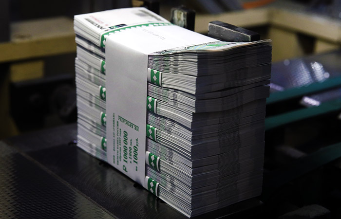 В правительстве задумались о сборе еще 400 млрд рублей налогов В правительстве задумались о сборе еще 400 млрд рублей налогов