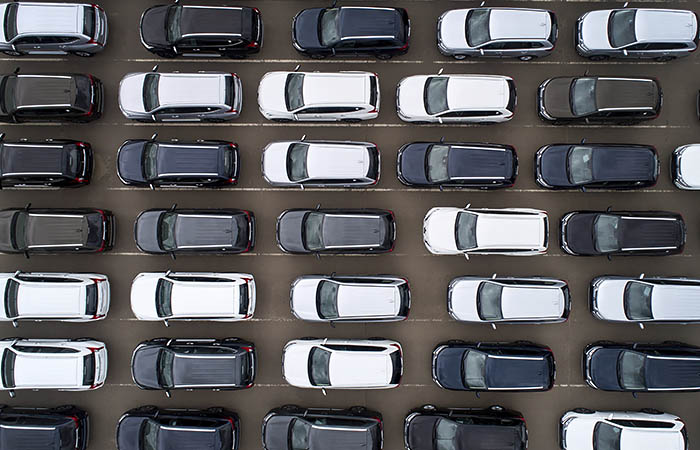 АЕБ спрогнозировала рост рынка легковых автомобилей и LCV в России на 9,8% АЕБ спрогнозировала рост рынка легковых автомобилей и LCV в России на 9,8%