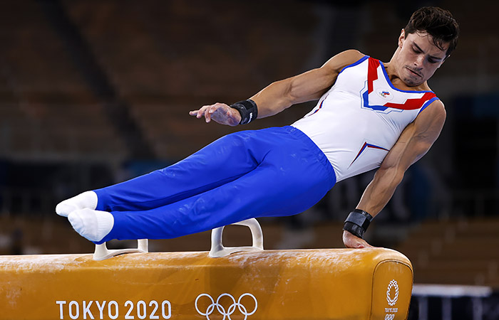 Российские гимнасты выиграли золотую медаль в командном многоборье