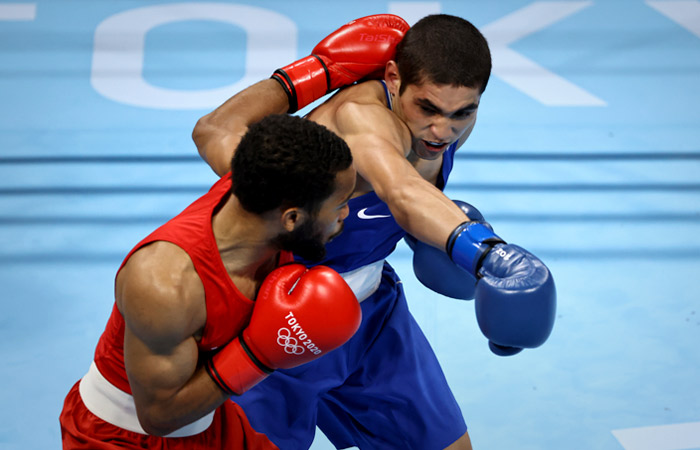 Российский боксер Батыргазиев выиграл золото Олимпиады