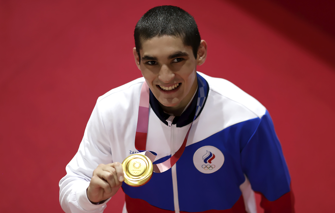 Боксер Альберт Батыргазиев стал чемпионом в весовой категории до 57 кг. В финале он победил американца Дюка Рэгана.