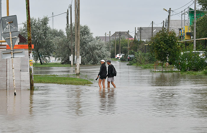 Несколько тысяч домов подтопило на Кубани Несколько тысяч домов подтопило на Кубани