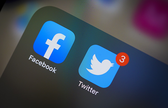 Twitter и Facebook оспорили штрафы за неудаление запрещенного контента Twitter и Facebook оспорили штрафы за неудаление запрещенного контента