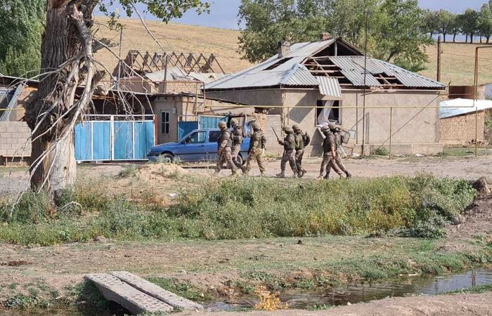 Число жертв взрывов на складе боеприпасов в Казахстане достигло 13 Число жертв взрывов на складе боеприпасов в Казахстане достигло 13