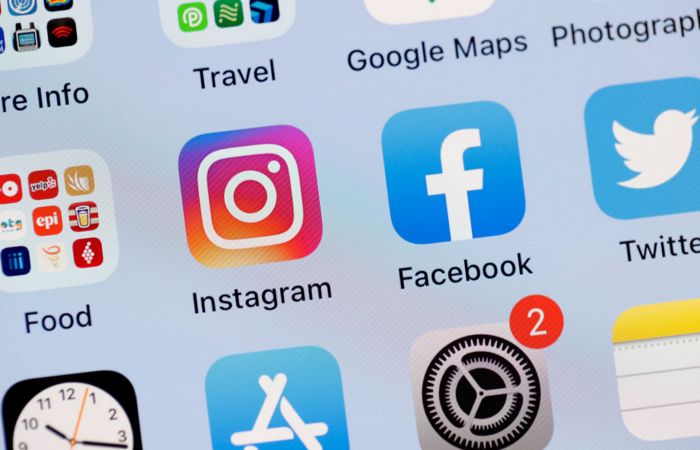 Сбой у Facebook, WhatsApp, Instagram не связан с работой операторов связи Сбой у Facebook, WhatsApp, Instagram не связан с работой операторов связи