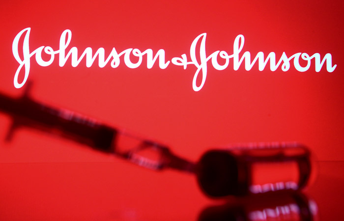 Johnson & Johnson планирует разделиться на две публичные компании Johnson & Johnson планирует разделиться на две публичные компании
