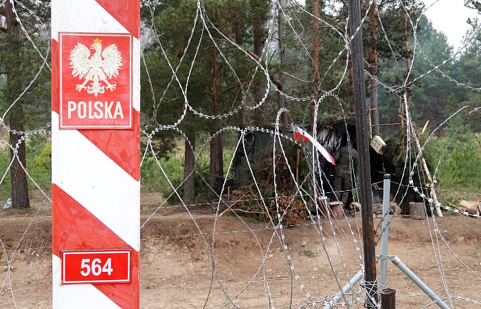 В Польше обеспокоены риском наплыва нелегалов из Афганистана из-за его контактов с РФ В Польше обеспокоены риском наплыва нелегалов из Афганистана из-за его контактов с РФ